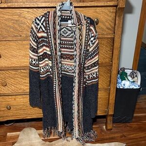 Multicolor Knit Cardigan browns grays
BOUTIQUE ITEM